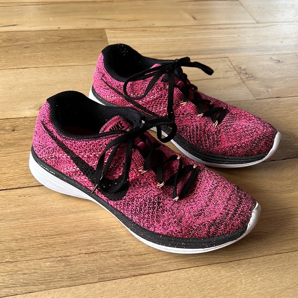 Women’s Nike Pink Flyknit Lunar 3 Running Shoes Sz. 7.5 Sneakers Workout Gear - Picture 8 of 8